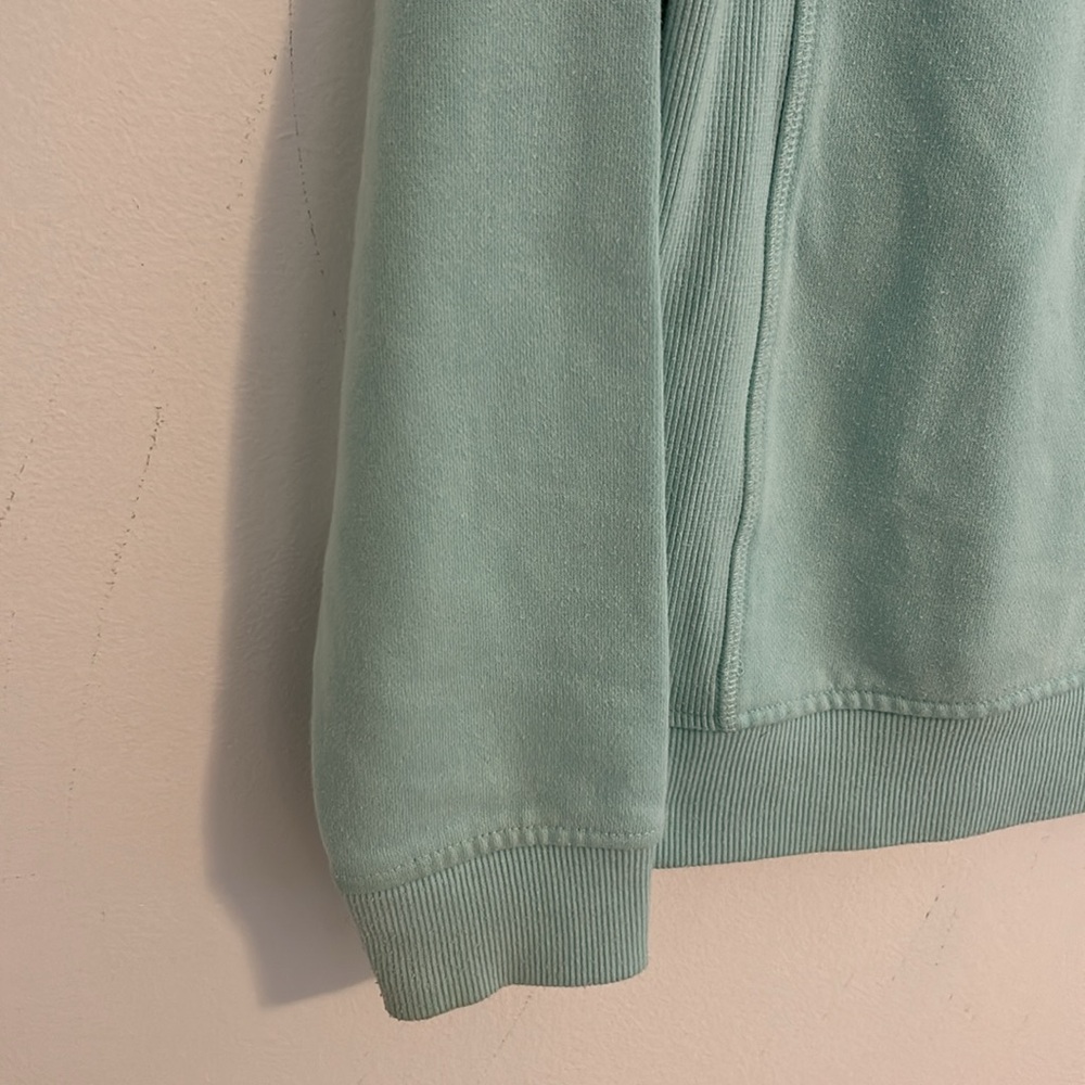 Helly Hansen women’s Y2K Aqua Blue Mountain Skiing Scene Sweatshirt Size Small - Picture 7 of 9
